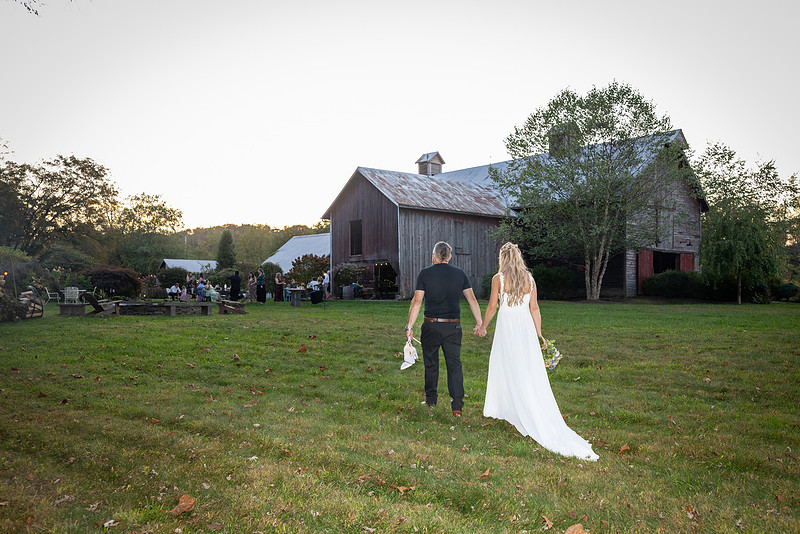 “Crested Hen Farms wedding photos New York”