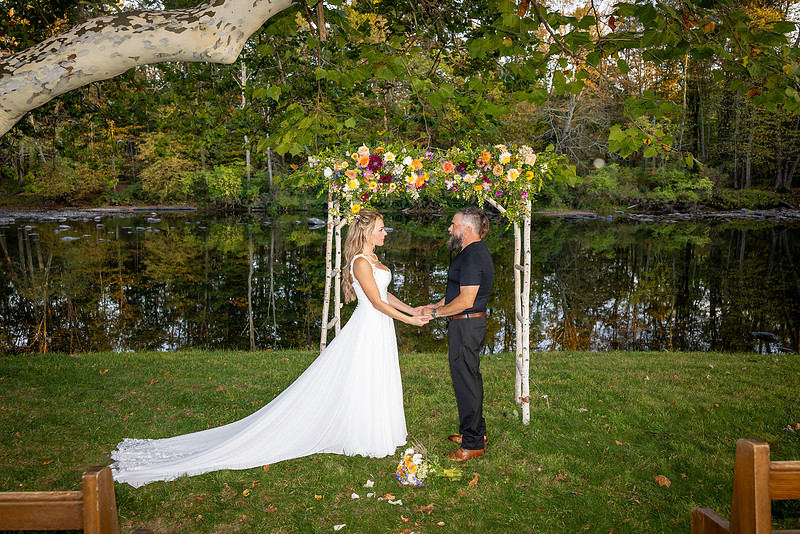 “Crested Hen Farms wedding photos New York”