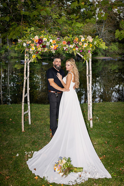 “Crested Hen Farms wedding photos New York”