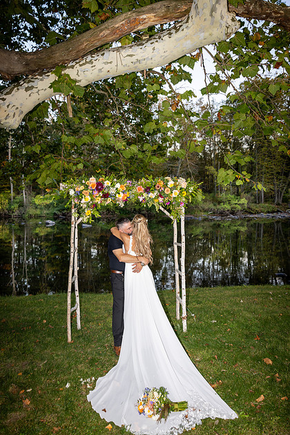 “Crested Hen Farms wedding photos New York”