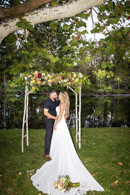 “Crested Hen Farms wedding photos New York”