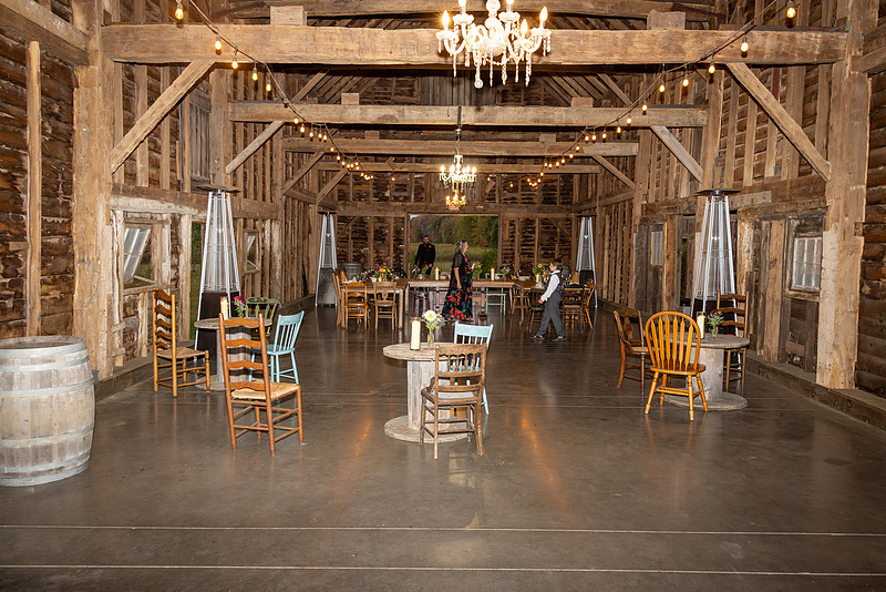 “Crested Hen Farms wedding photos New York”