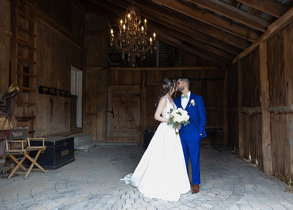 Falkirk Estate & Country Club Wedding- Barn